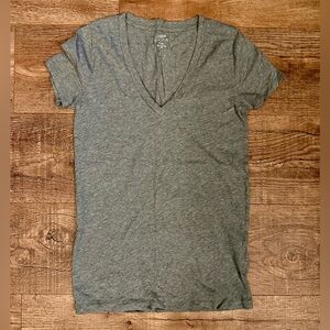 NWOT J Crew Slub Cotton V-Neck T-Shirt XS